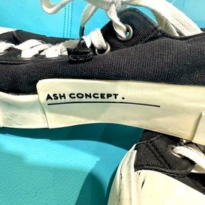 Woman’s sneakers Ash, used